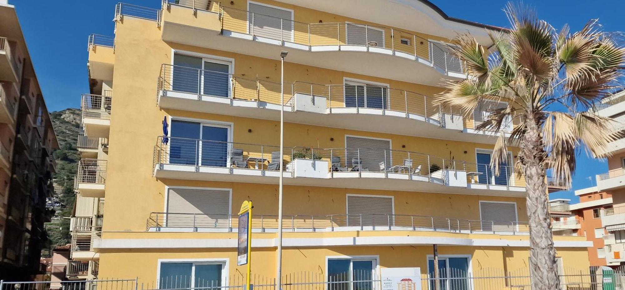 Apartamento Mare Blu Ventimiglia Exterior foto